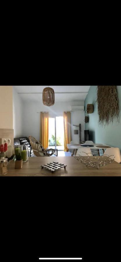 Appartement De Standing Avec Terrasse Saintes-Maries-de-la-Mer Luaran gambar
