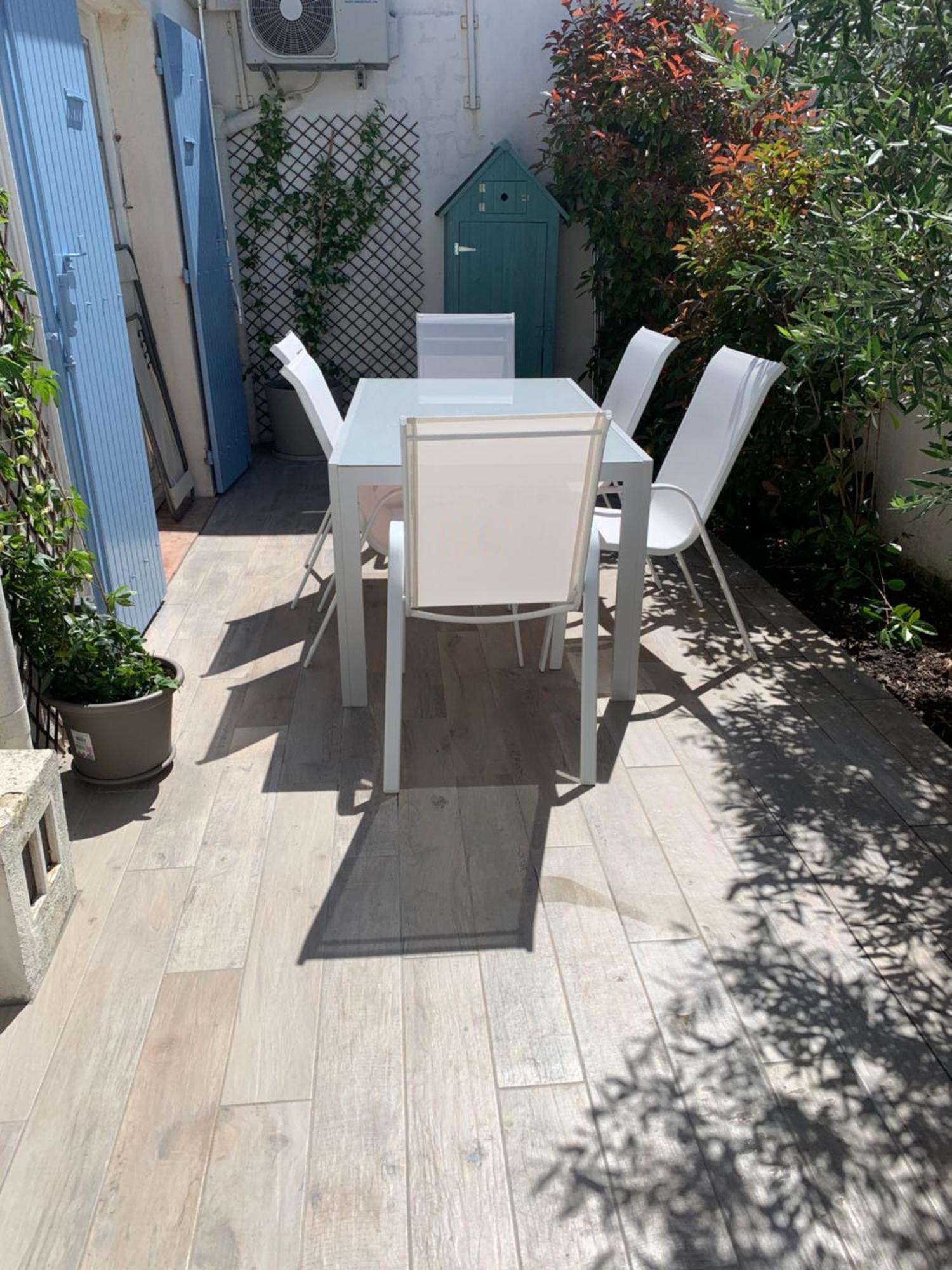 Appartement De Standing Avec Terrasse Saintes-Maries-de-la-Mer Luaran gambar